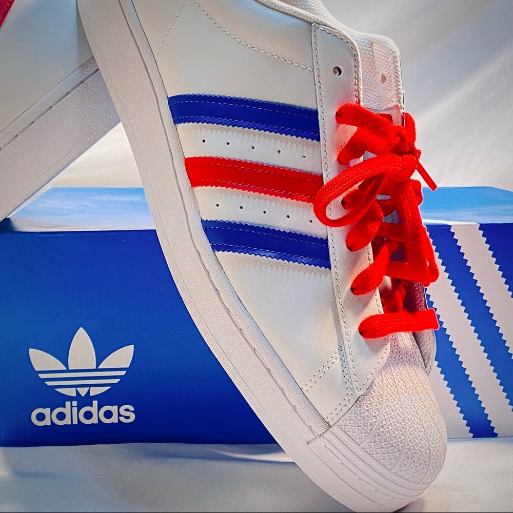 Adidas Americana Superstar NWOT Size 13-1/2 **Box Not Included